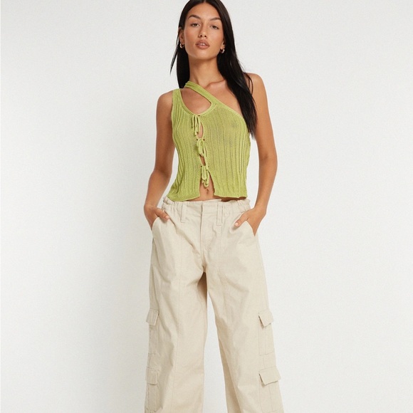 TAPA CUTOUT TOP IN LIME - Picture 3 of 4